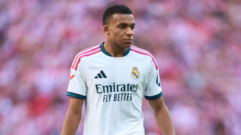 Scandalo Mbappé, scuse alla Cina dopo provocazione su Mao