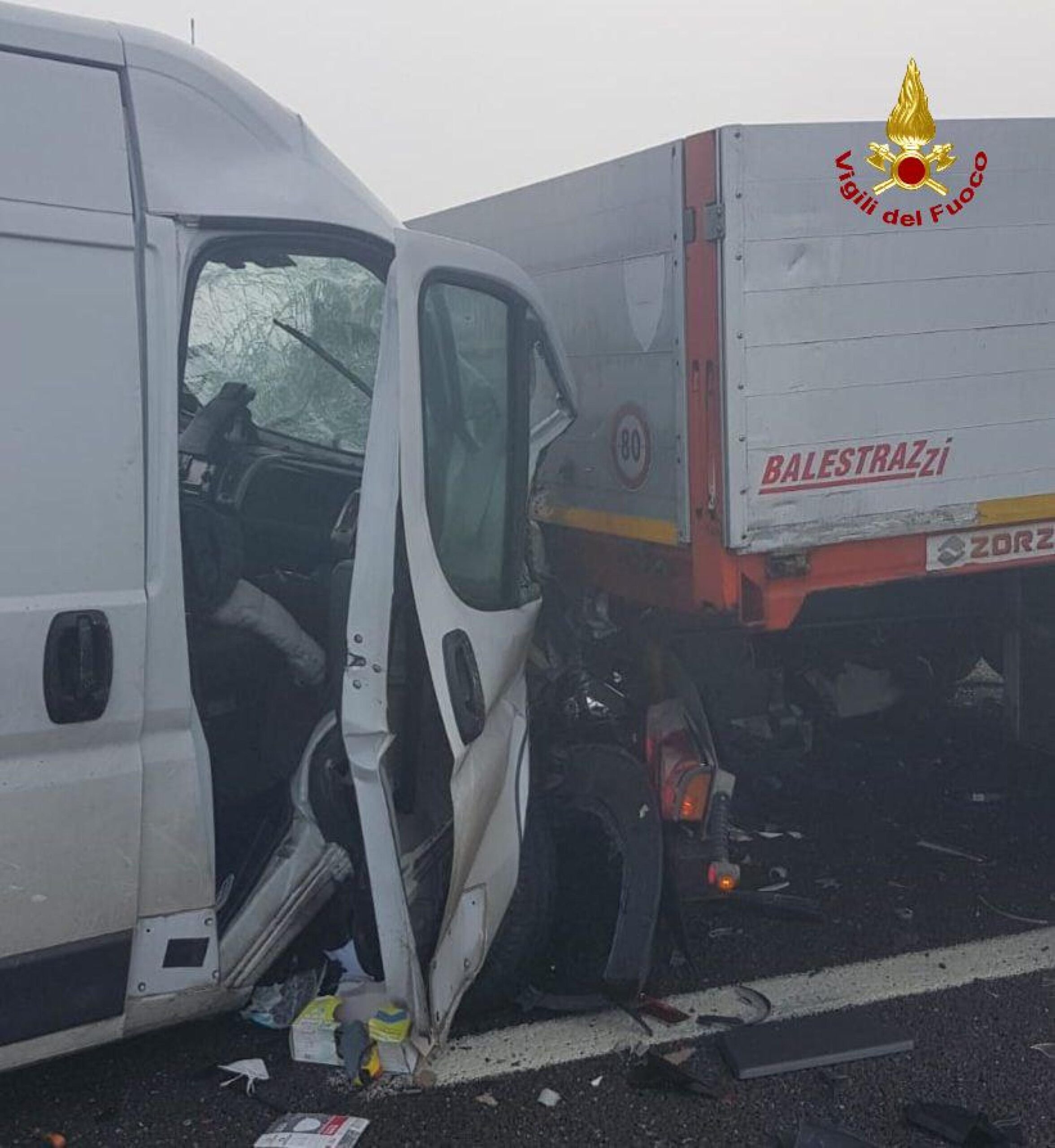 Francia24 weekend: Attentato negli Yvelines un morto e feriti gravi, Carrefour e Leclerc minacciano boicottaggio, Moody’s conferma il rating della Francia, Meteo e tutte le altre notizie
